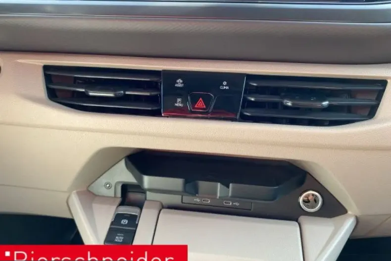 Volkswagen T7 Multivan din 2023 cu 55.413 km - oferta VOL204455 - foto 14