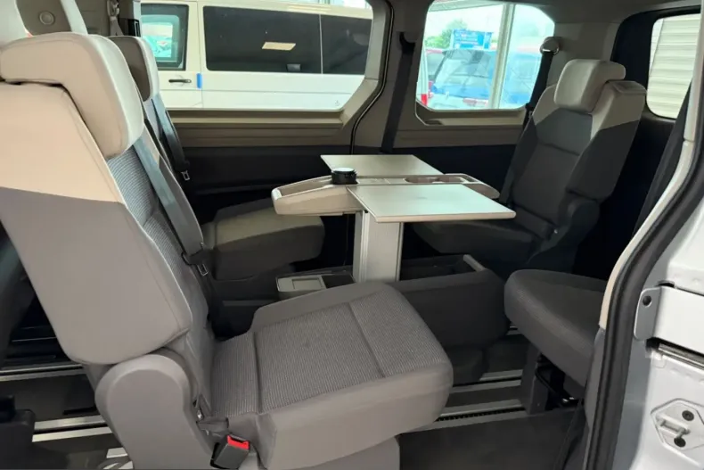 Volkswagen T7 Multivan din 2022 cu 92.850 km - oferta VOL204456 - foto 14