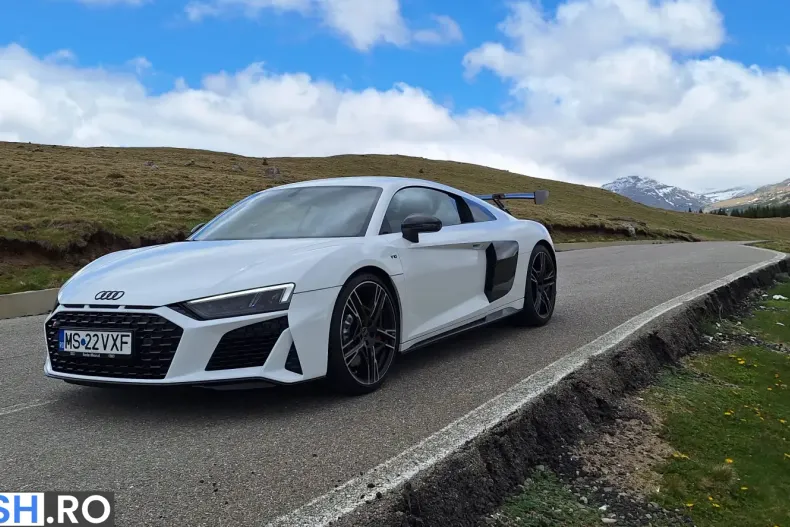 Audi R8 din 2024 cu 4.600 km - oferta AUD204457 - foto 2