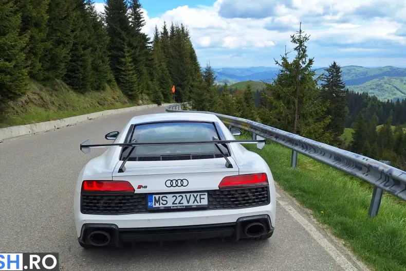 Audi R8 din 2024 cu 4.600 km - oferta AUD204457 - foto 5
