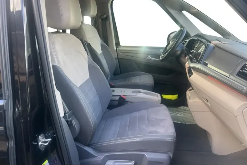 Volkswagen T7 Multivan din 2025 cu 12.230 km - oferta VOL204459 - foto 8