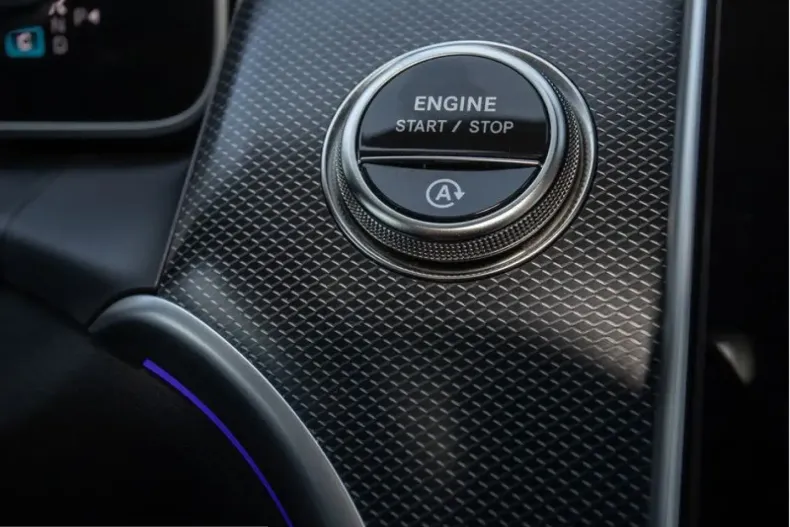 Mercedes-Benz GLC 300 (Clasa GLC) din 2025 cu 14.987 km - oferta MER204465 - foto 17