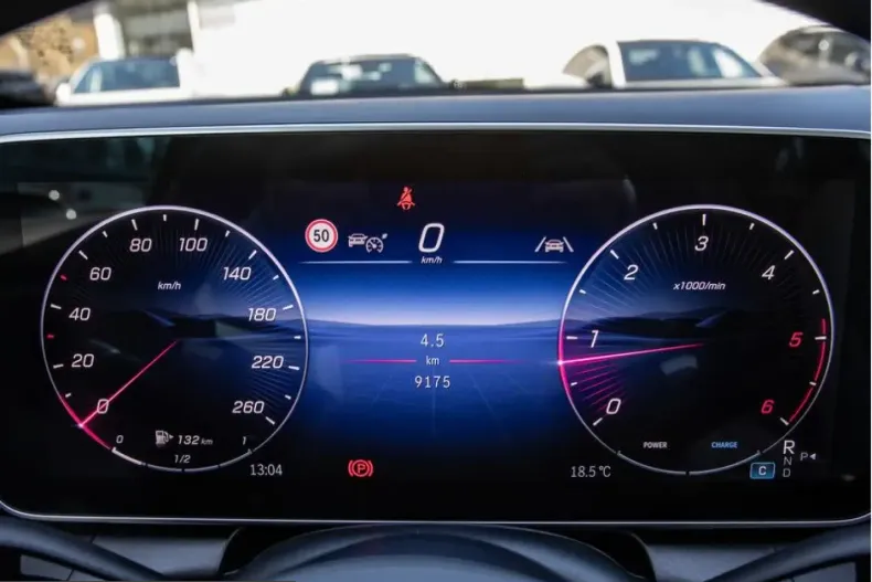 Mercedes-Benz GLC 300 (Clasa GLC) din 2025 cu 14.987 km - oferta MER204465 - foto 19