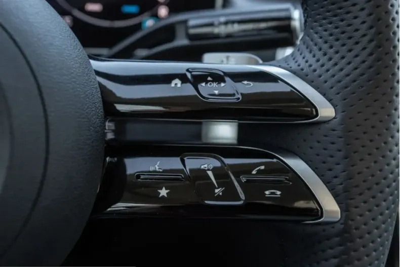 Mercedes-Benz GLC 300 (Clasa GLC) din 2025 cu 14.987 km - oferta MER204465 - foto 20