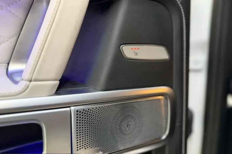 Mercedes-Benz G 500 (Clasa G) din 2024 cu 33.400 km - oferta MER204466 - foto 17