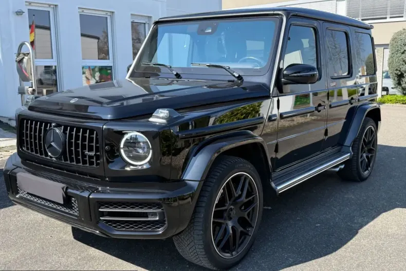 Mercedes-Benz G 63 AMG (Clasa G) din 2023 cu 48.800 km - oferta MER204476 - foto 1