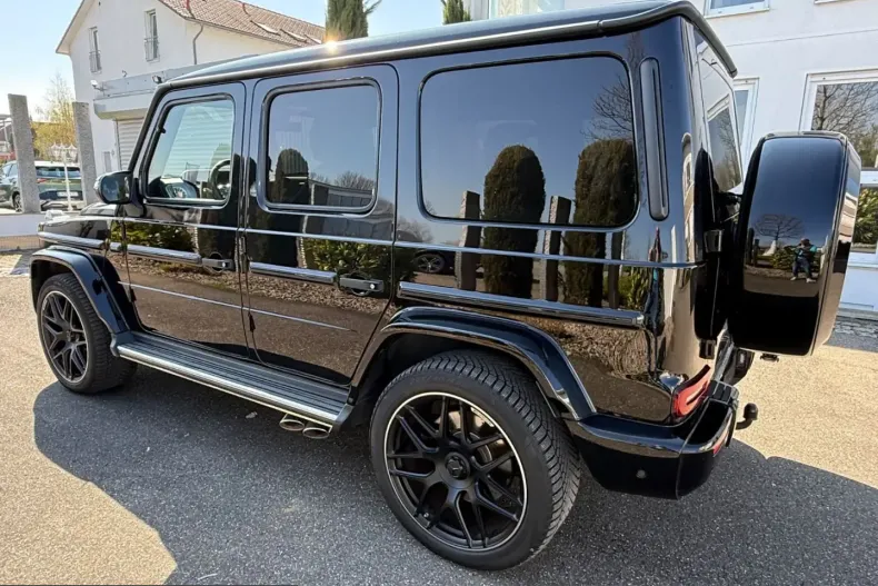 Mercedes-Benz G 63 AMG (Clasa G) din 2023 cu 48.800 km - oferta MER204476 - foto 4