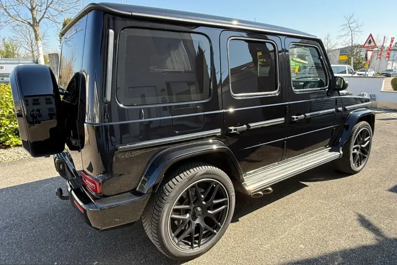 Mercedes-Benz G 63 AMG (Clasa G) din 2023 cu 48.800 km - oferta MER204476 - foto 16