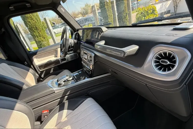 Mercedes-Benz G 63 AMG (Clasa G) din 2023 cu 48.800 km - oferta MER204476 - foto 25