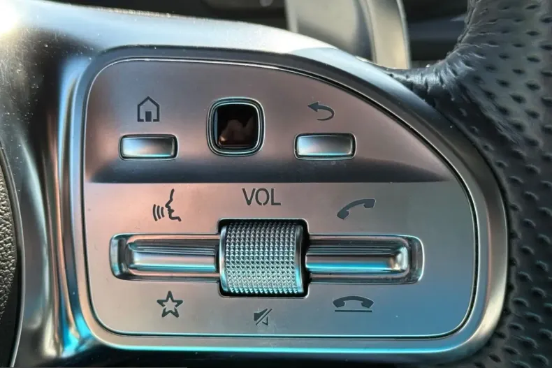 Mercedes-Benz G 63 AMG (Clasa G) din 2023 cu 48.800 km - oferta MER204476 - foto 30