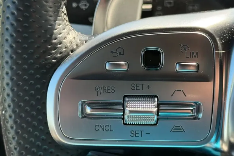 Mercedes-Benz G 63 AMG (Clasa G) din 2023 cu 48.800 km - oferta MER204476 - foto 31