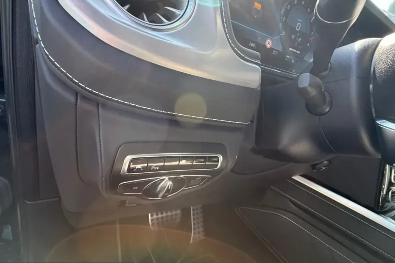 Mercedes-Benz G 63 AMG (Clasa G) din 2023 cu 48.800 km - oferta MER204476 - foto 39