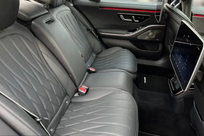 Mercedes-Benz S 63 AMG (Clasa S) din 2023 cu 19.990 km - oferta MER204483 - foto 12