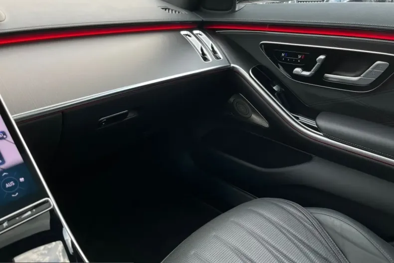 Mercedes-Benz S 63 AMG (Clasa S) din 2023 cu 19.990 km - oferta MER204483 - foto 20