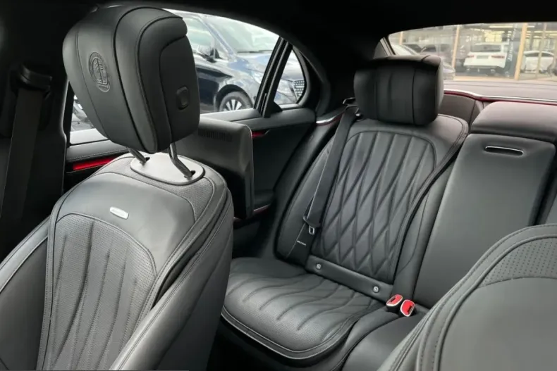 Mercedes-Benz S 63 AMG (Clasa S) din 2023 cu 19.990 km - oferta MER204483 - foto 23