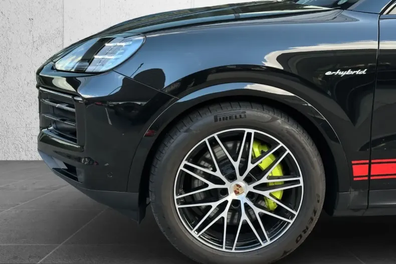 Porsche Cayenne din 2024 cu 16.100 km - oferta POR204485 - foto 6