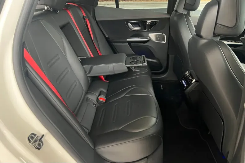 Mercedes-Benz EQE din 2023 cu 40.538 km - oferta MER204486 - foto 18