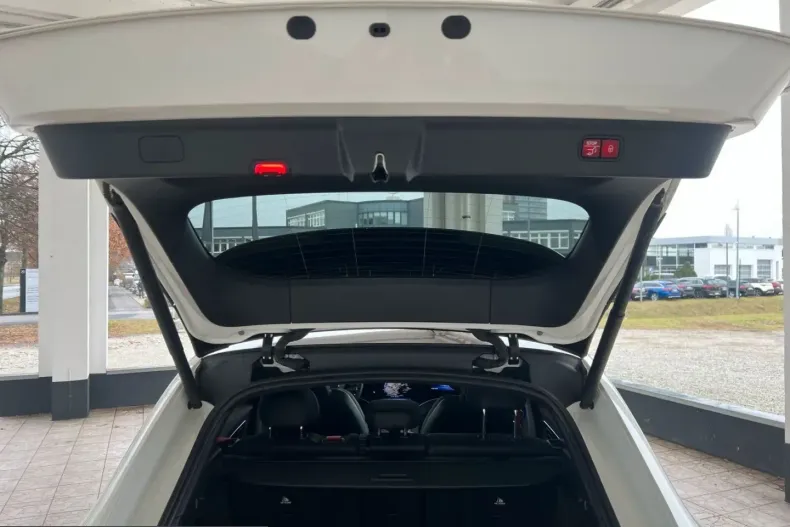 Mercedes-Benz EQE din 2023 cu 40.538 km - oferta MER204486 - foto 20