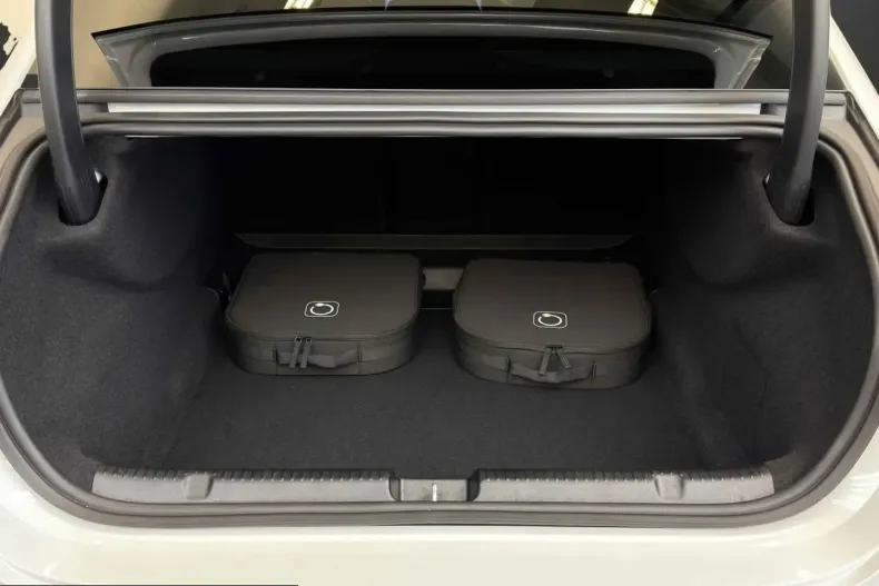 Mercedes-Benz EQE din 2024 cu 12.809 km - oferta MER204487 - foto 17