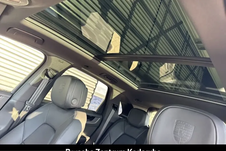 Porsche Cayenne din 2025 cu 12.900 km - oferta POR204488 - foto 36