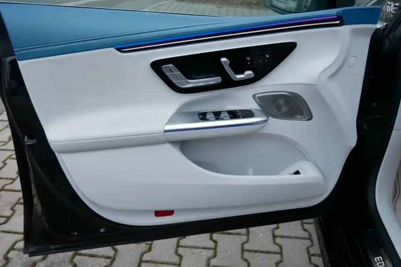 Mercedes-Benz EQE din 2023 cu 31.484 km - oferta MER204489 - foto 9