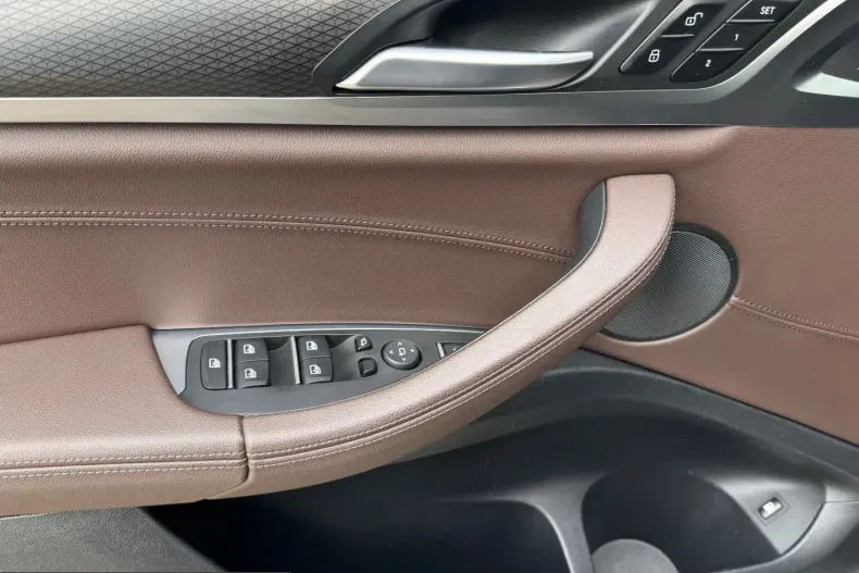 BMW X3 (Seria X) din 2021 cu 75.000 km - oferta BMW204492 - foto 17