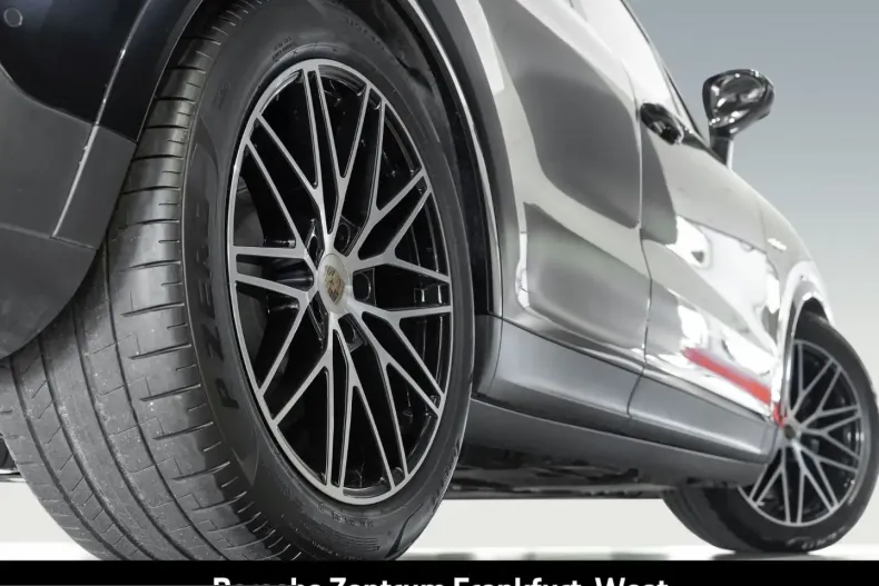 Porsche Cayenne din 2024 cu 16.658 km - oferta POR204501 - foto 6