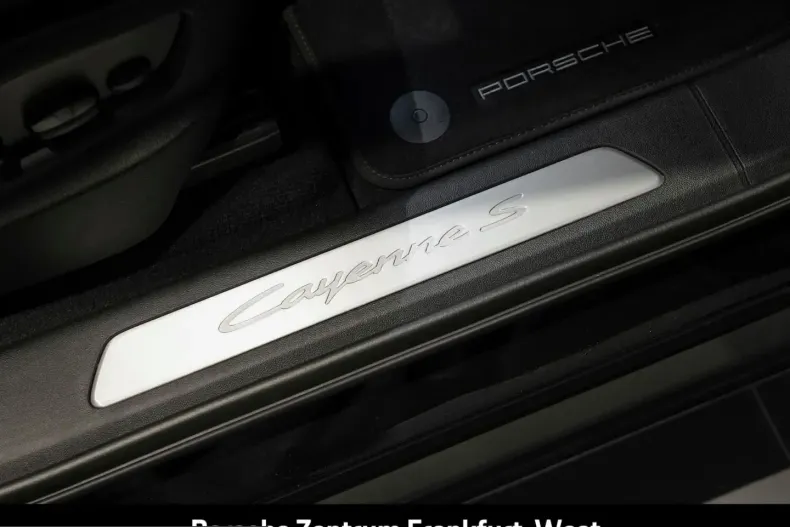 Porsche Cayenne din 2024 cu 16.658 km - oferta POR204501 - foto 8