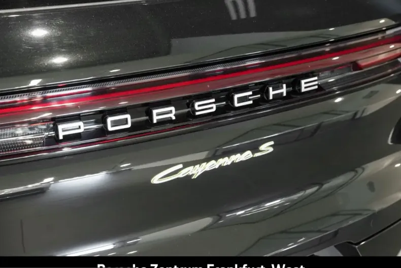 Porsche Cayenne din 2024 cu 16.658 km - oferta POR204501 - foto 9