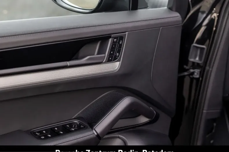 Porsche Cayenne din 2025 cu 19.900 km - oferta POR204502 - foto 22