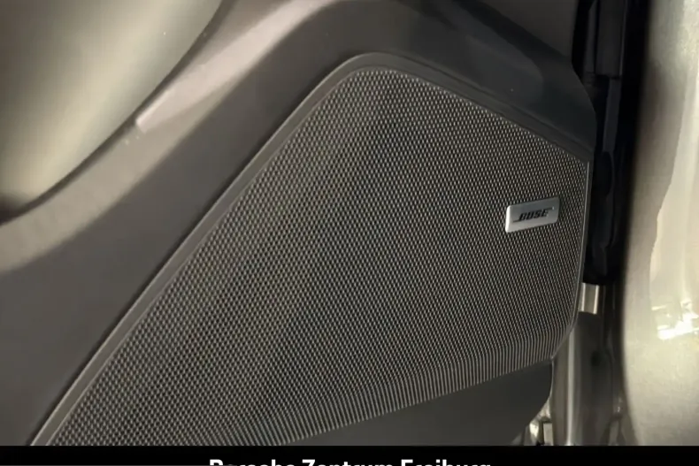 Porsche Cayenne din 2024 cu 14.600 km - oferta POR204505 - foto 14