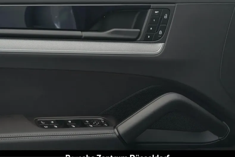 Porsche Cayenne din 2024 cu 14.766 km - oferta POR204509 - foto 17