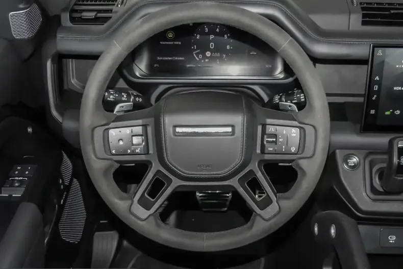 Land Rover Defender din 2023 cu 46.972 km - oferta LAN204512 - foto 23