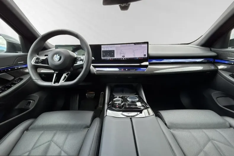 BMW 520 (Seria 5) din 2025 cu 19.990 km - oferta BMW204516 - foto 6