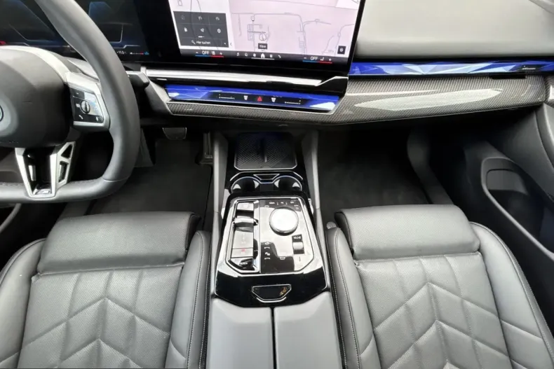 BMW 520 (Seria 5) din 2025 cu 19.990 km - oferta BMW204516 - foto 9