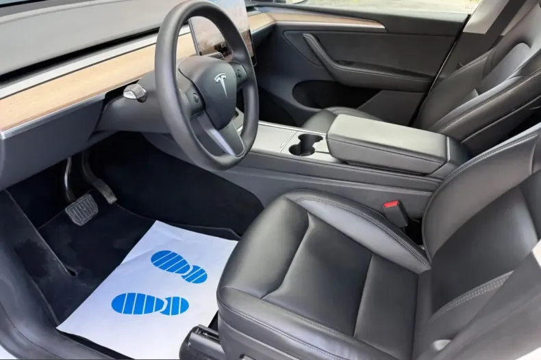 Tesla Model Y din 2023 cu 76.617 km - oferta TES204519 - foto 8