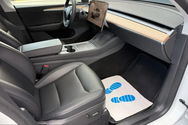 Tesla Model Y din 2023 cu 76.617 km - oferta TES204519 - foto 16