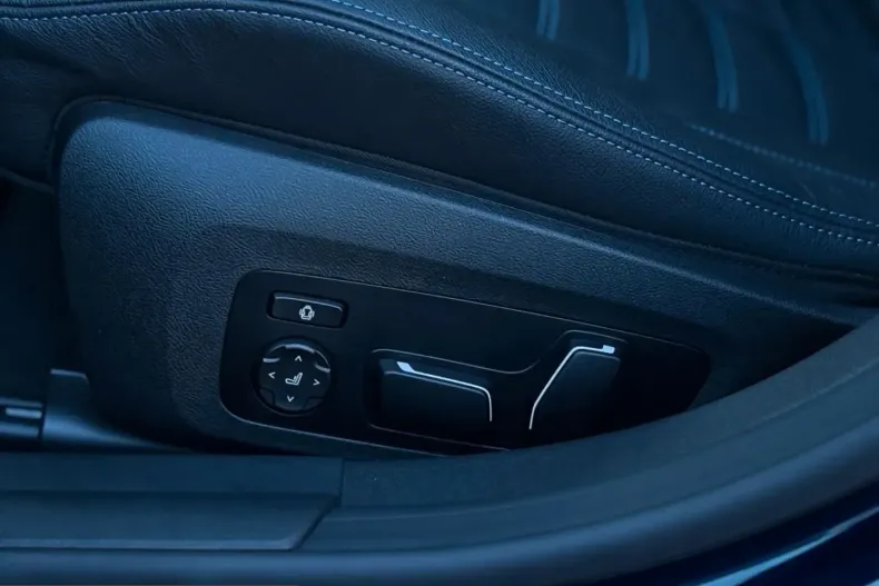 BMW 420d (Seria 4) din 2025 cu 29.900 km - oferta BMW204520 - foto 26