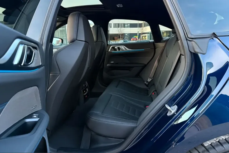 BMW 420d (Seria 4) din 2025 cu 29.900 km - oferta BMW204520 - foto 27