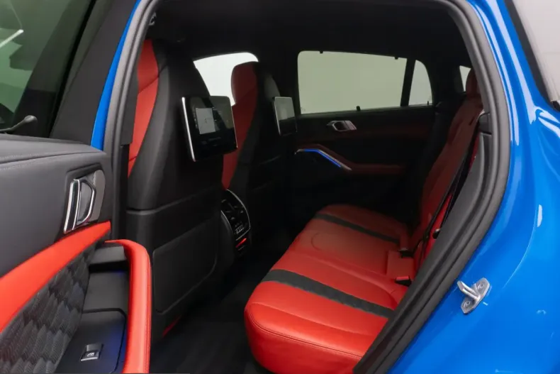 BMW X6 M (Seria X) din 2022 cu 50.482 km - oferta BMW204524 - foto 25