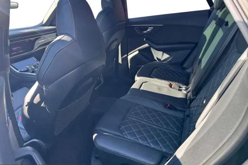 Audi Q8 din 2023 cu 77.513 km - oferta AUD204531 - foto 11