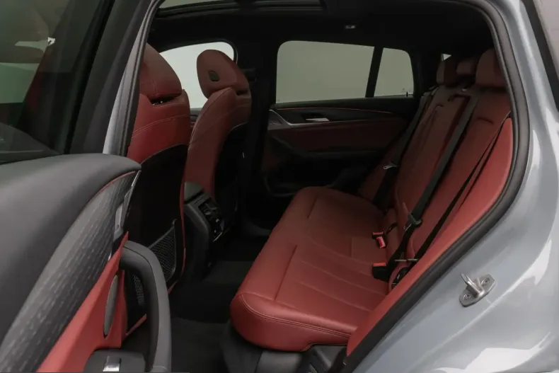 BMW X4 (Seria X) din 2023 cu 26.917 km - oferta BMW204532 - foto 24