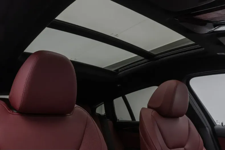 BMW X4 (Seria X) din 2023 cu 26.917 km - oferta BMW204532 - foto 30