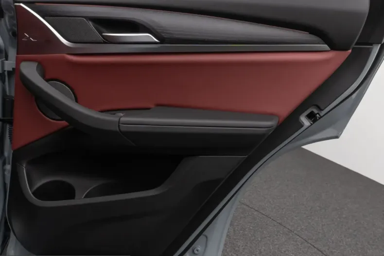 BMW X4 (Seria X) din 2023 cu 26.917 km - oferta BMW204532 - foto 32