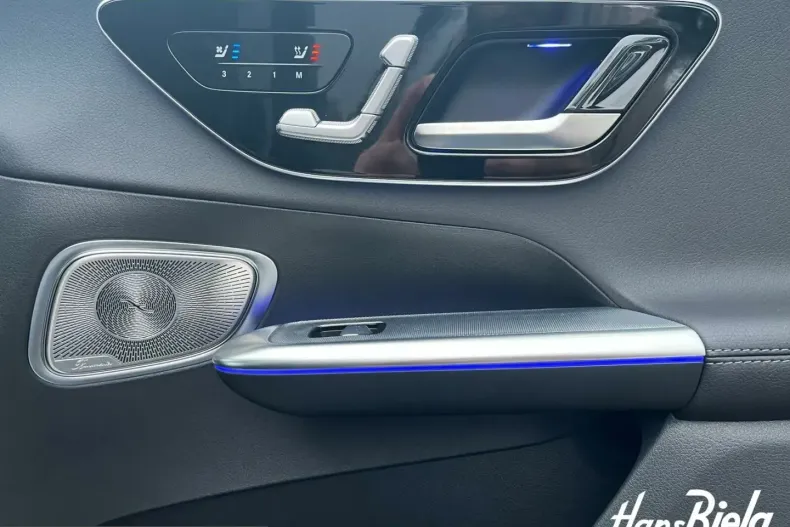 Mercedes-Benz GLC 300 (Clasa GLC) din 2024 cu 21.329 km - oferta MER204534 - foto 11