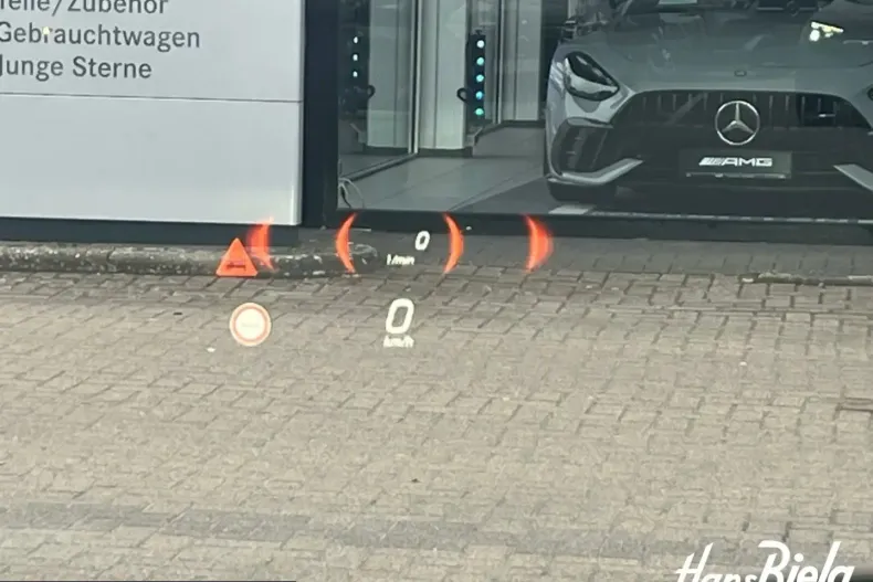 Mercedes-Benz GLC 300 (Clasa GLC) din 2024 cu 21.329 km - oferta MER204534 - foto 19