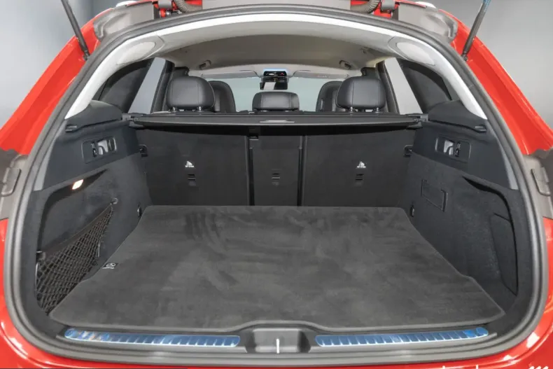 Mercedes-Benz GLC 200 (Clasa GLC) din 2023 cu 15.129 km - oferta MER204535 - foto 9