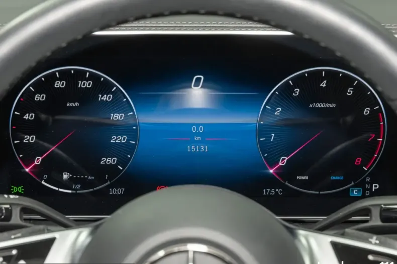 Mercedes-Benz GLC 200 (Clasa GLC) din 2023 cu 15.129 km - oferta MER204535 - foto 20