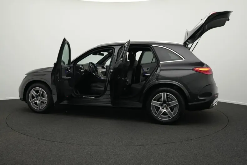 Mercedes-Benz GLC 300 (Clasa GLC) din 2025 cu 8.214 km - oferta MER204537 - foto 16