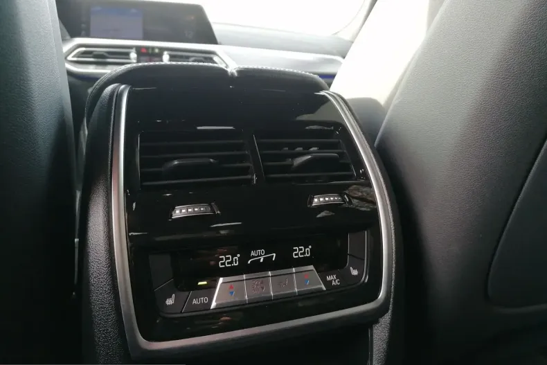 BMW X6 (Seria X) din 2022 cu 81.493 km - oferta BMW204540 - foto 16